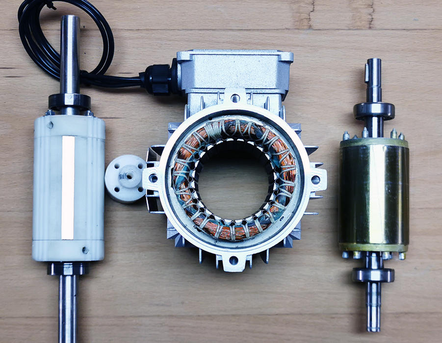Rotor et stator — moteur synchrone triphasé converti en génératrice