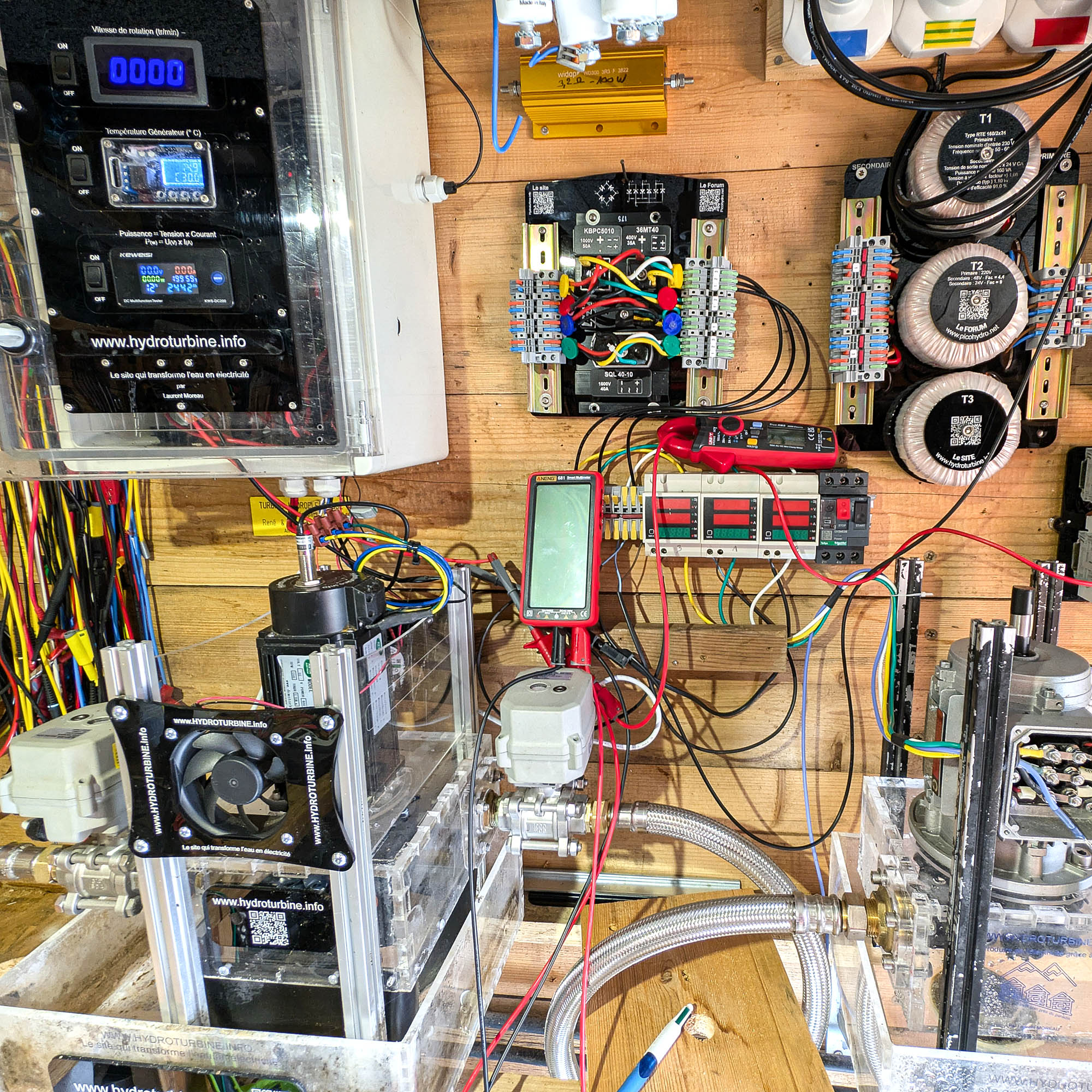 Turbine hydroélectrique — installation pico-hydro